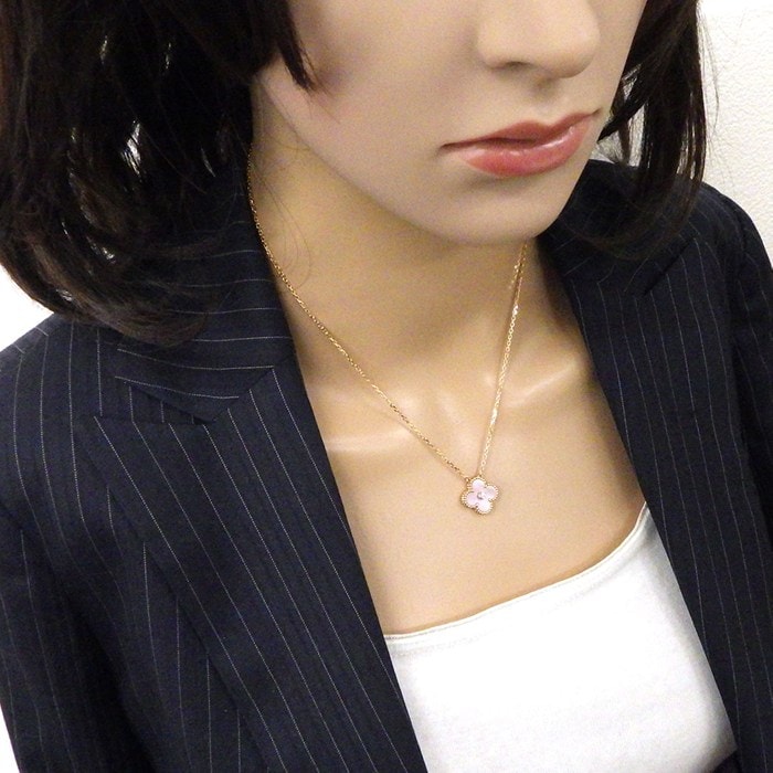 ヴァンクリーフ＆アーペル Van Cleef & Arpels ネックレス ヴィンテージアルハンブラ VCARPM0P00 2025年ホリデー限定 1ポイント ダイヤモンド ピンク シェル K18PG 【箱・保付き】