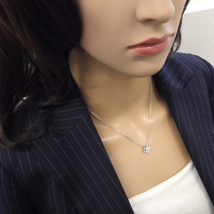 ヴァンクリーフ＆アーペル Van Cleef & Arpels ネックレス ロータス ミニモデル VCARP0ZW00 26ポイント ダイヤモンド 0.15ct K18WG 【中古】