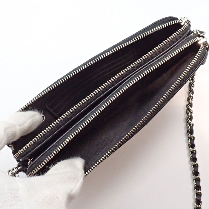 シャネル CHANEL ショルダーバッグ マトラッセ シェヴロン チェーンウォレット ブラック ソフトグレインドカーフスキン シルバー金具 【中古】