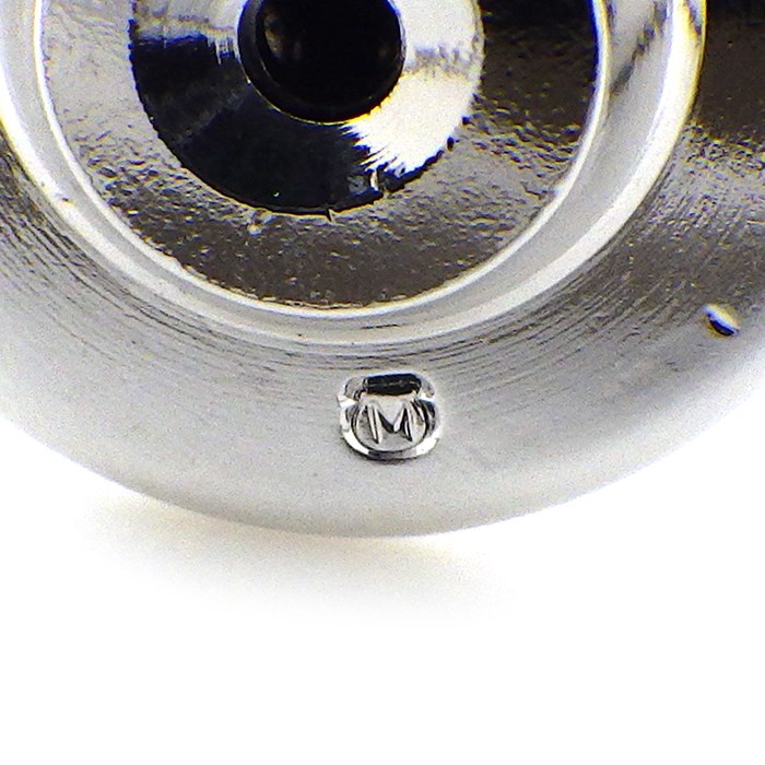 ミキモト MIKIMOTO ピンブローチ ヨット モチーフ ホワイト シェル ブラック シェル K18WG 黒 白 【中古】