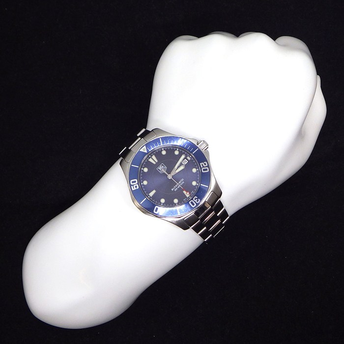 タグ・ホイヤー TAG Heuer 腕時計 アクアレーサー WAB2011.BA0803 2000シリーズ デイト 回転ベゼル 夜光インデックス 夜光針 サンレイ ブルー文字盤 SS 自動巻き 【OH済み】 【中古】