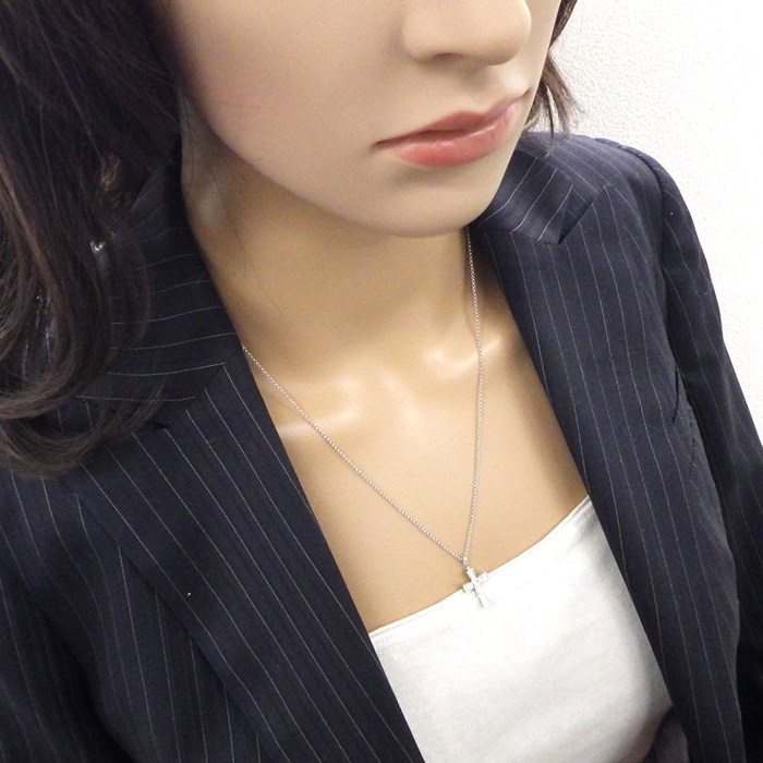 ブルガリ BVLGARI ネックレス クロス モチーフ スモール 354038 ダイヤモンド K18WG 【箱・保付き】 【中古】