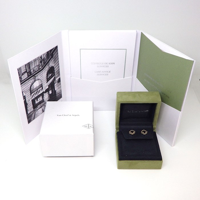 ヴァンクリーフ&アーペル Van Cleef & Arpels ピアス スウィートアルハンブラ VCARA44900 2023年最新型 オニキス K18YG 【箱・保付き】 【中古】
