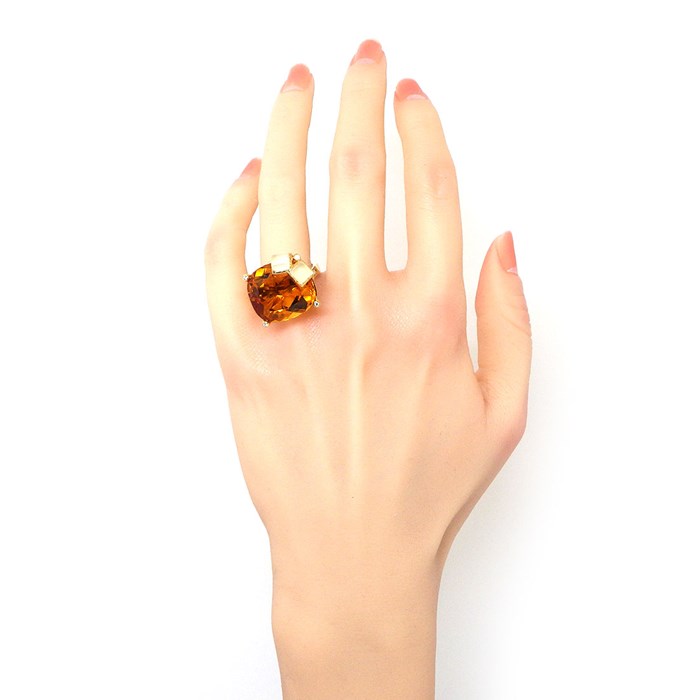 ピアジェ PIAGET リング ライムライト カクテル G34LP300 ウィスキー・オンザロック 1ポイント クッションカット シトリン 27ct 2ポイント クォーツ 計1.9ct 10ポイント ダイヤモンド 計0.74ct K18YG 13号 / #53【中古】