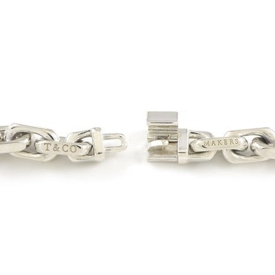 ティファニー　1837メイカーズ　ナローカフ　ブレスレット シルバー925 ティファニー 1837™ カフ シルバー（ナロー） | Tiffany & Co.