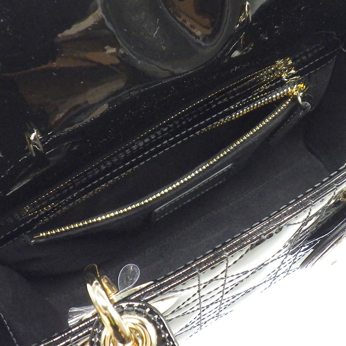 ディオール Dior ハンドバッグ ショルダーバッグ レディ ディオール スモール M0531OWCB_M900 ブラック パテントカーフスキン (牛革) 【中古】