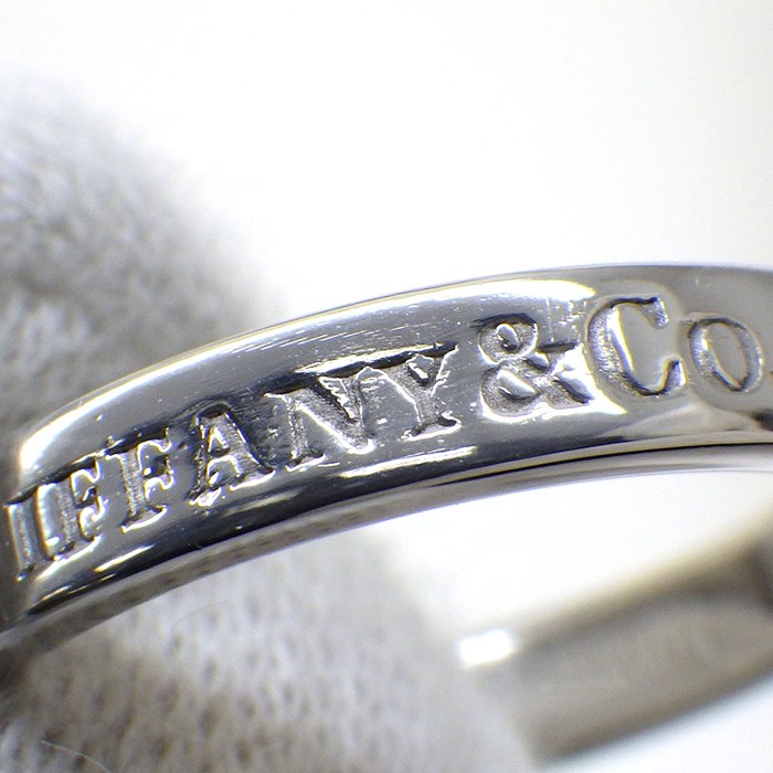 ティファニー Tiffany & Co. リング フラットバンド ロゴ 3ポイント ルビー PT950 9号 【中古】