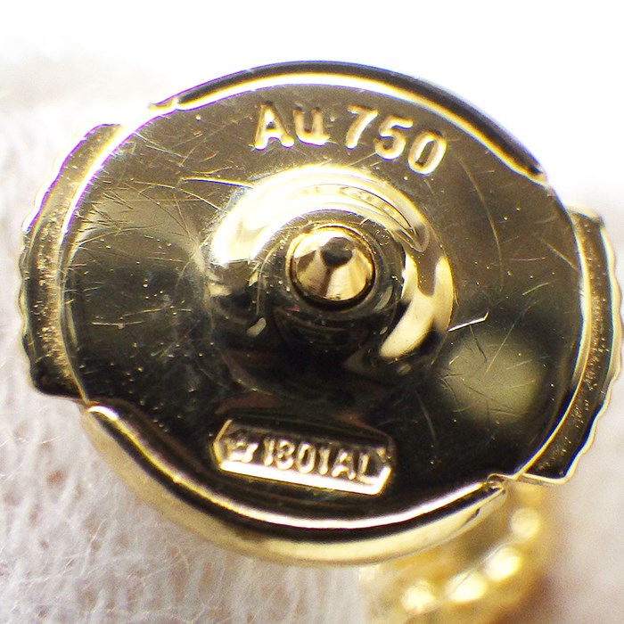 ヴァンクリーフ＆アーペル Van Cleef & Arpels ピアス スウィート アルハンブラ VCARA44800 ホワイト シェル K18YG 【箱・保付き】 【中古】