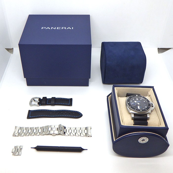 パネライ PANERAI 腕時計 サブマーシブル PAM02683 デイト スモールセコンド 回転ベゼル 夜光インデックス 夜光針 ブラック文字盤 SS ブラックラバーベルト 自動巻き 【中古】