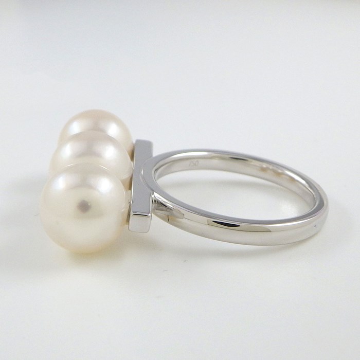 タサキ 田崎真珠 TASAKI リング バランス ネオ R-4814-18KWG 3ポイント あこや真珠 8.1mm珠 K18WG 8.5号 【箱・保付き】 【中古】
