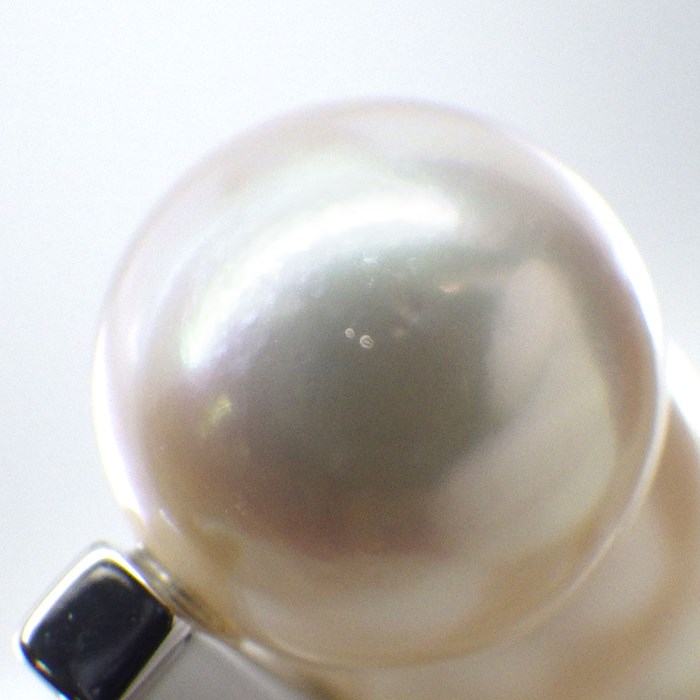 タサキ 田崎真珠 TASAKI リング バランス ネオ R-4814-18KWG 3ポイント あこや真珠 8.1mm珠 K18WG 8.5号 【箱・保付き】 【中古】