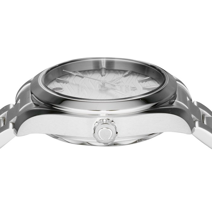 【新品・5年保証】オメガ OMEGA 腕時計 シーマスター アクアテラ 150M 34mm 220.10.34.20.02.002 コーアクシャル マスタークロノメーター デイト 裏スケ 夜光インデックス 夜光針 ウェーブ シルバー文字盤 SS 自動巻き 【箱・保付き】