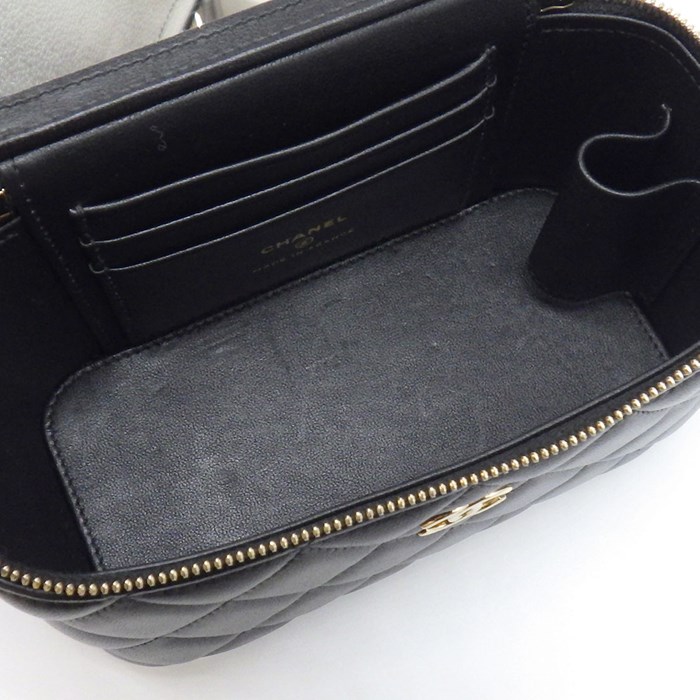 シャネル CHANEL ショルダーバッグ バニティ チェーンショルダー AP2199 ブラック ラムスキン (羊革) ゴールド金具 【中古】