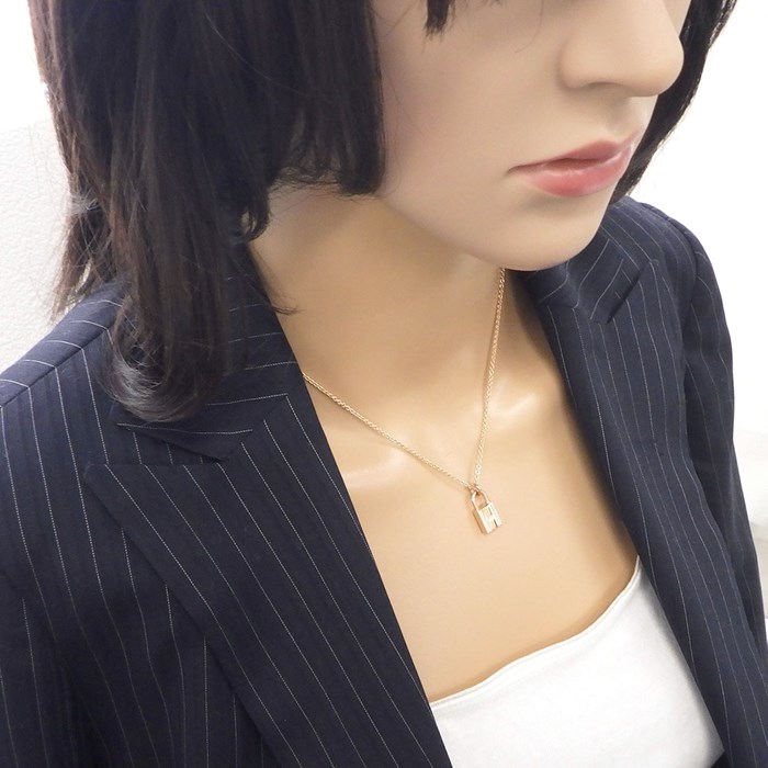エルメス HERMES ネックレス アミュレット ケリー カデナ H121332B 錠 H ロゴ 18ポイント ダイヤモンド 0.09ct K18PG 【中古】