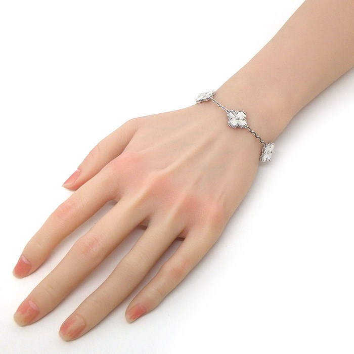 ヴァンクリーフ&アーペル Van Cleef & Arpels ブレスレット ヴィンテージ アルハンブラ 5モチーフ VCARP9XE00 ギョーシェ K18WG 【箱・保付き】 【中古】