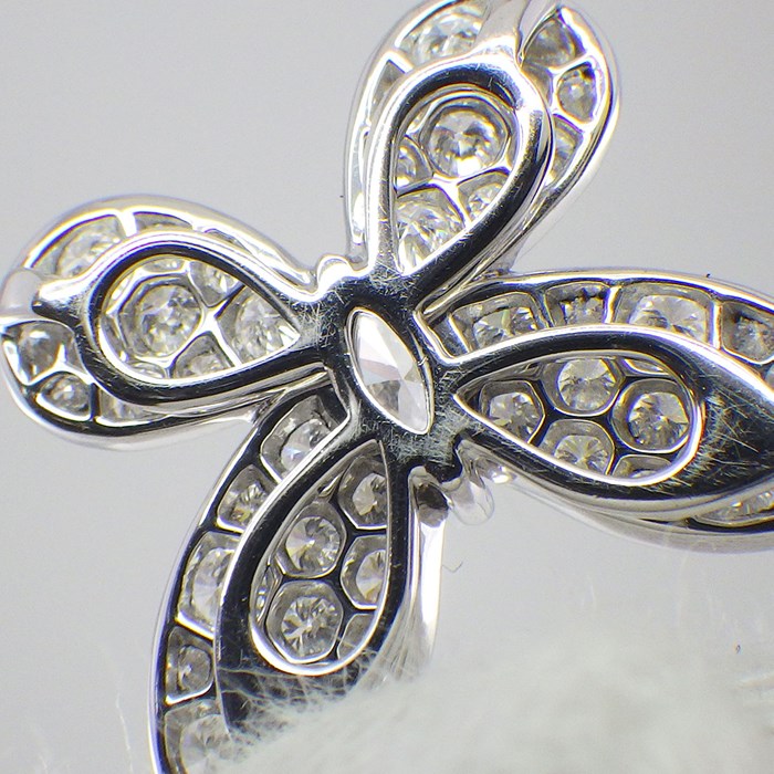 グラフ Graff GRAFF ネックレス パヴェ バタフライ ミニ GP40676 1ポイント マーキスカット ダイヤモンド ラウンドカット ダイヤモンド 計0.55ct K18WG 【中古】