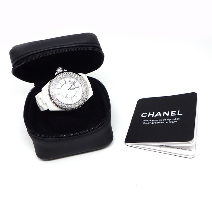 CHANEL クリスタル装飾 ホワイト文字盤 腕時計 シャネル CHANEL】腕時計 J12 H0967 ダイヤベゼル カレンダー