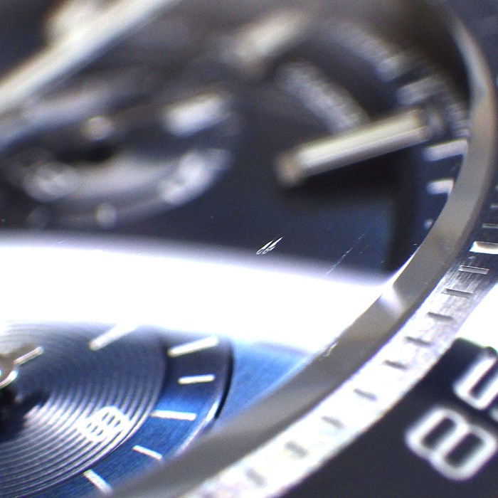 タグ・ホイヤー TAG Heuer 腕時計 カレラ キャリバーホイヤー02 スポーツ CBN2A1A サンレイ ブルー文字盤 デイト クロノグラフ タキメーター 夜光インデックス スモールセコンド 裏スケ SS 自動巻き 【箱・保付き】 【中古】