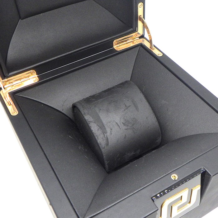 ロジェ・デュブイ ROGER DUBUIS 腕時計 エクスカリバー ウラカン スパイダー RDDBEX0748 グレー/スケルトン文字盤 デイト 裏スケ ラバー 自動巻き 【箱・保付き】 【中古】