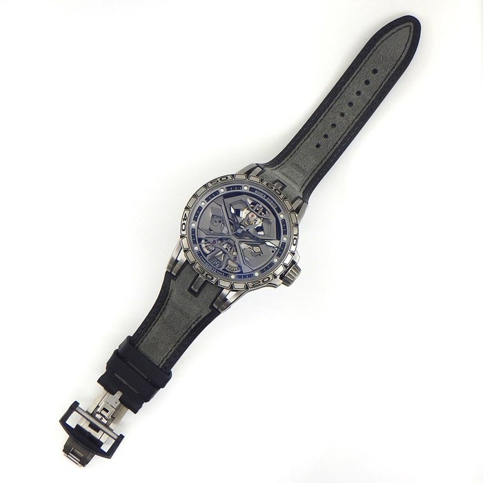 ロジェ・デュブイ ROGER DUBUIS 腕時計 エクスカリバー ウラカン スパイダー RDDBEX0748 グレー/スケルトン文字盤 デイト 裏スケ ラバー 自動巻き 【箱・保付き】 【中古】