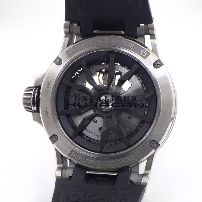 ロジェ・デュブイ ROGER DUBUIS 腕時計 エクスカリバー ウラカン スパイダー RDDBEX0748 グレー/スケルトン文字盤 デイト 裏スケ ラバー 自動巻き 【箱・保付き】 【中古】