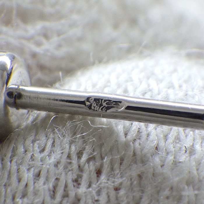 ルイ・ヴィトン LOUIS VUITTON ピアス モノグラム イディール Q96167 フラワーサークル 1ポイント ダイヤモンド 0.04ct K18WG ※片方のみ 【中古】
