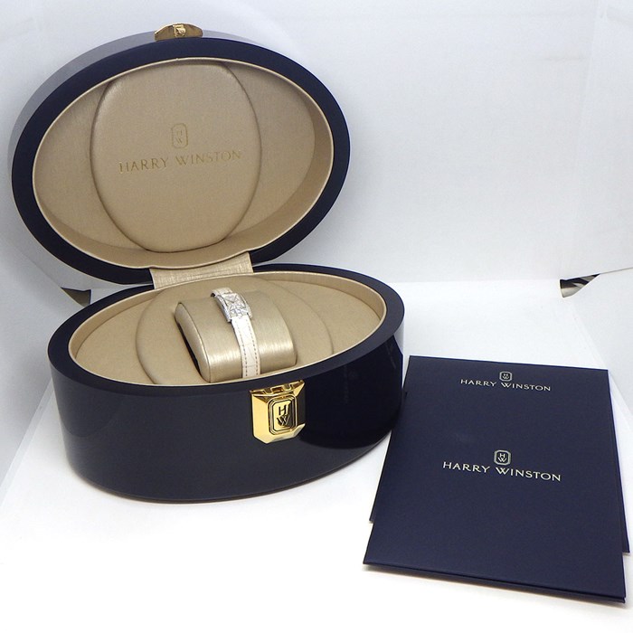 ハリーウィンストン HARRY WINSTON 腕時計 HW アヴェニュー C ミニ・エリプティック AVCQHM16WW052 47ポイント ダイヤベゼル/リュウズ レクタンギュラー 114ポイント ダイヤ/ホワイトシェル文字盤 K18WG ホワイト アリゲーター レザーベルト 白 クオーツアナログ 【中古】