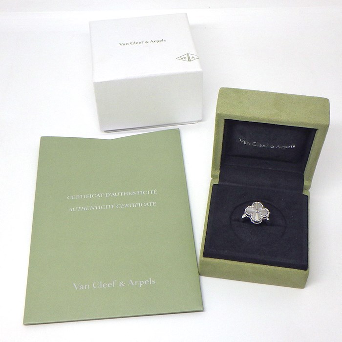 ヴァンクリーフ＆アーペル Van Cleef & Arpels リング ヴィンテージ アルハンブラ VCARP9XI00 ギョーシェ K18WG 10号 / #50 【箱・保付き】 【中古】