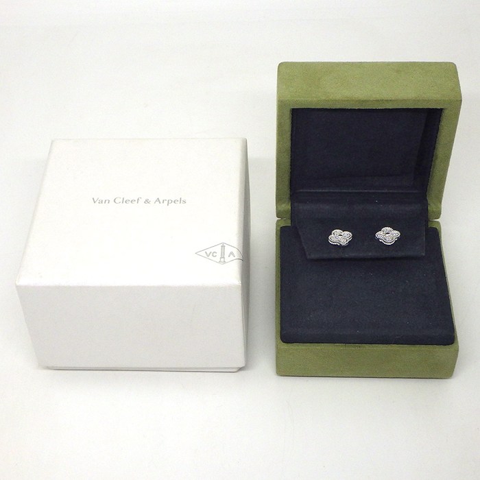 ヴァンクリーフ＆アーペル Van Cleef & Arpels ピアス スウィートアルハンブラ VCARO85500 24ポイント ダイヤモンド 計0.16ct K18WG 【中古】