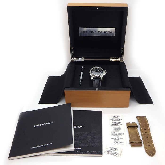パネライ PANERAI 腕時計 ルミノールマリーナ 8デイズ アッチャイオ PAM00590 ブラック文字盤 夜光針/インデックス スモールセコンド ラバーベルト SS 手巻き 【中古】