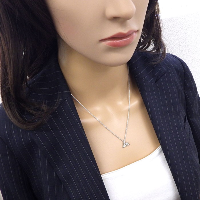 ルイ・ヴィトン LOUIS VUITTON ネックレス パンダンティフ LV ヴォルトワン PM Q93806 モノグラム ロゴ 1ポイント ダイヤモンド 0.03ct K18WG 【中古】