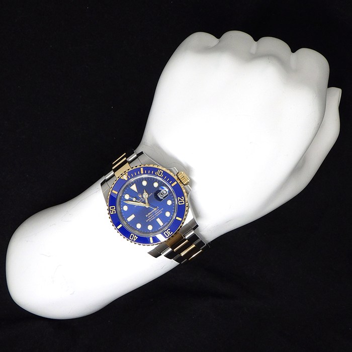 ロレックス Rolex 腕時計 サブマリーナー デイト 116613LB ランダムシリアル ルーレット刻印 夜光インデックス 夜光針 回転ベゼル ブルー文字盤 K18YG SS セラミック 自動巻き 【箱・保付き】 【中古】