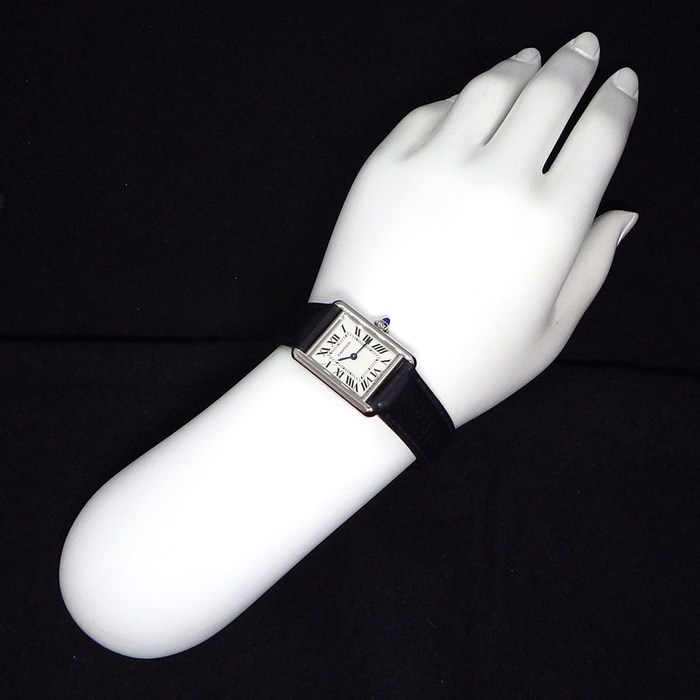 カルティエ Cartier 腕時計 タンク マスト SM WSTA0042 レクタンギュラー シルバー文字盤 ローマンインデックス 牛革ベルト SS クオーツアナログ 【中古】