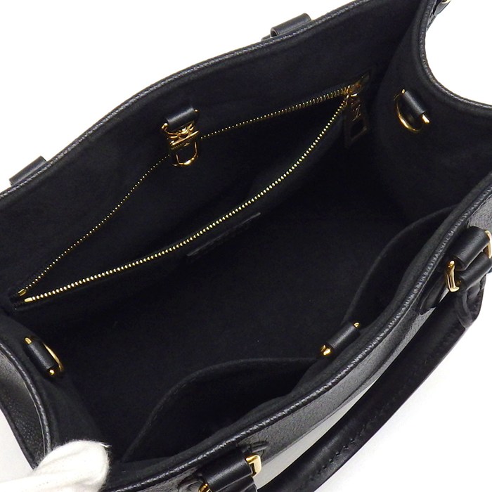 ルイ・ヴィトン LOUIS VUITTON トートバッグ オンザゴー PM M45653 ブラック モノグラムアンプラントレザー ゴールド金具 【中古】