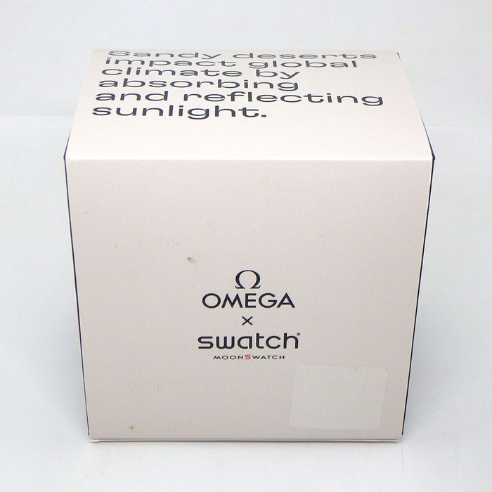 スウォッチ×オメガ Swatch×OMEGA 腕時計 ムーンスウォッチ ミッション オン アース デザート SO33T103 スピードマスター グレージュ文字盤 サンドカラー バイオセラミック ベルクロストラップ クオーツアナログ 【箱・保付き】 【中古】