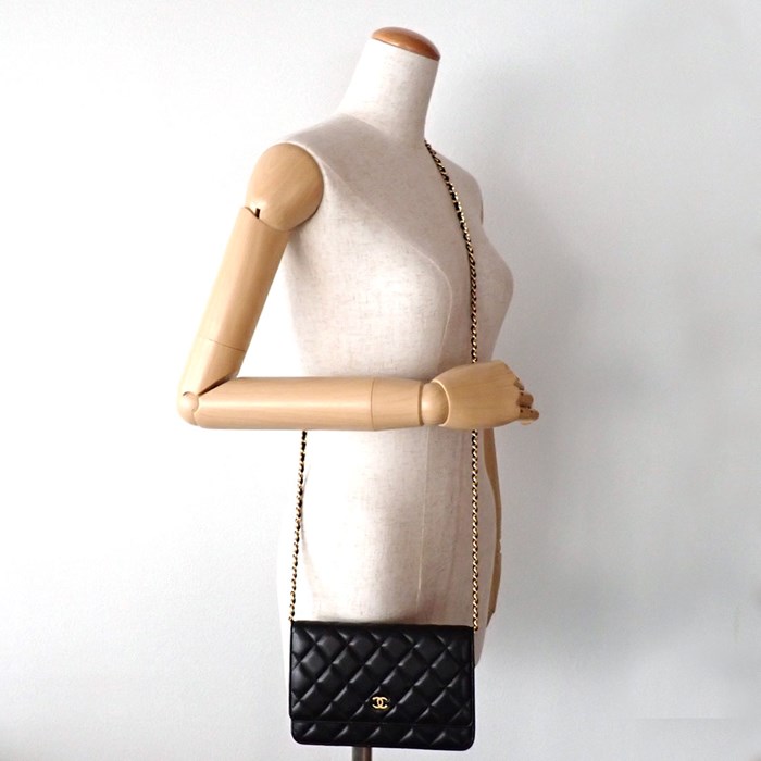 シャネル CHANEL ショルダーバッグ クラシック チェーンウォレット 2013年 AP0250 ブラック ラムスキン ゴールド金具 【中古】