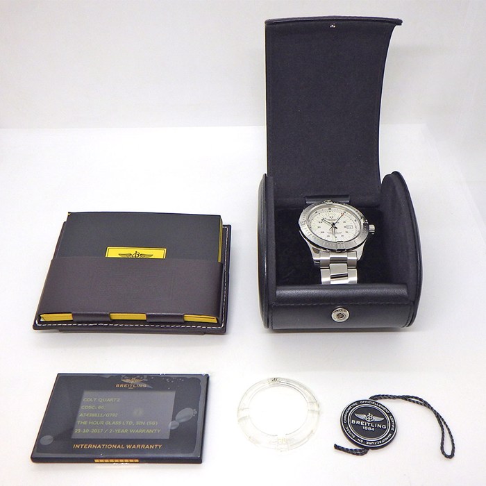 ブライトリング Breitling 腕時計 コルト A74388 シルバー文字盤 デイト 夜光針・インデックス SS クオーツアナログ 【中古】