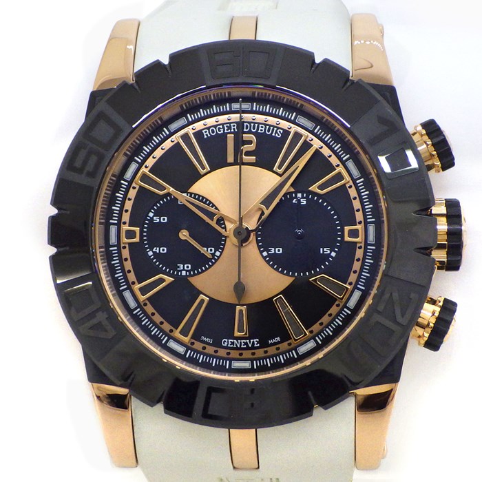 ロジェ・デュブイ ROGER DUBUIS 腕時計 イージーダイバー DBSE0288 28本限定モデル ブラック 文字盤 黒 クロノグラフ スモールセコンド 裏スケ 回転ベゼル K18PG セラミック ラバー 自動巻き 【中古】
