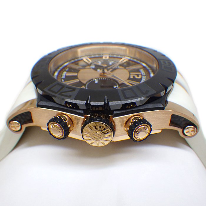 ロジェ・デュブイ ROGER DUBUIS 腕時計 イージーダイバー DBSE0288 28本限定モデル ブラック 文字盤 黒 クロノグラフ スモールセコンド 裏スケ 回転ベゼル K18PG セラミック ラバー 自動巻き 【中古】