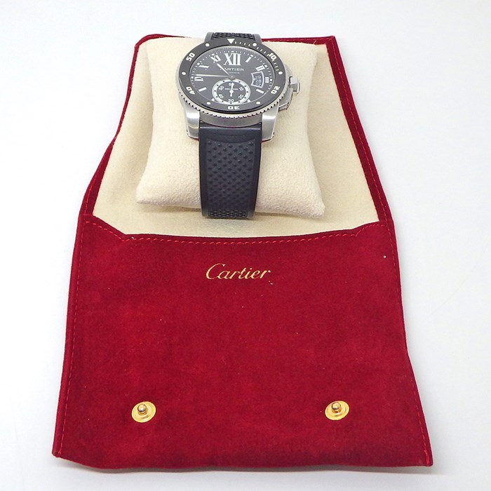 カルティエ Cartier 腕時計 カリブル ダイバー W7100056 デイト スモールセコンド 回転ベゼル 夜光インデックス 夜光針 ブラック文字盤 SS ブラック ラバーベルト 自動巻き 【中古】