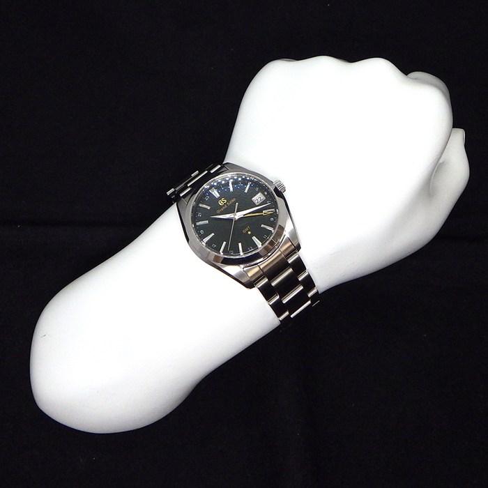グランドセイコー Grand Seiko 腕時計 キャリバー9F生誕25TH記念 SBGN007/9F86-0AC0 世界1200本限定モデル デイト GMT グリーン文字盤 SS クオーツアナログ 【中古】