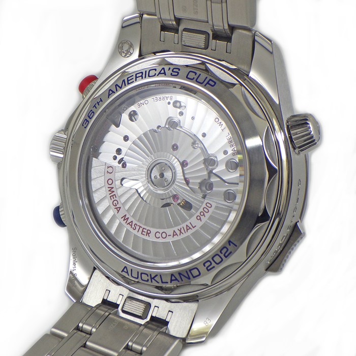 オメガ OMEGA 腕時計 シーマスター ダイバー300 アメリカズカップ エディション 210.30.44.51.03.002 デイト クロノグラフ スモールセコンド 夜光針 夜光インデックス 裏スケ クロノメーター ブルー 文字盤 SS セラミック 自動巻き 【箱・保付き】 【中古】
