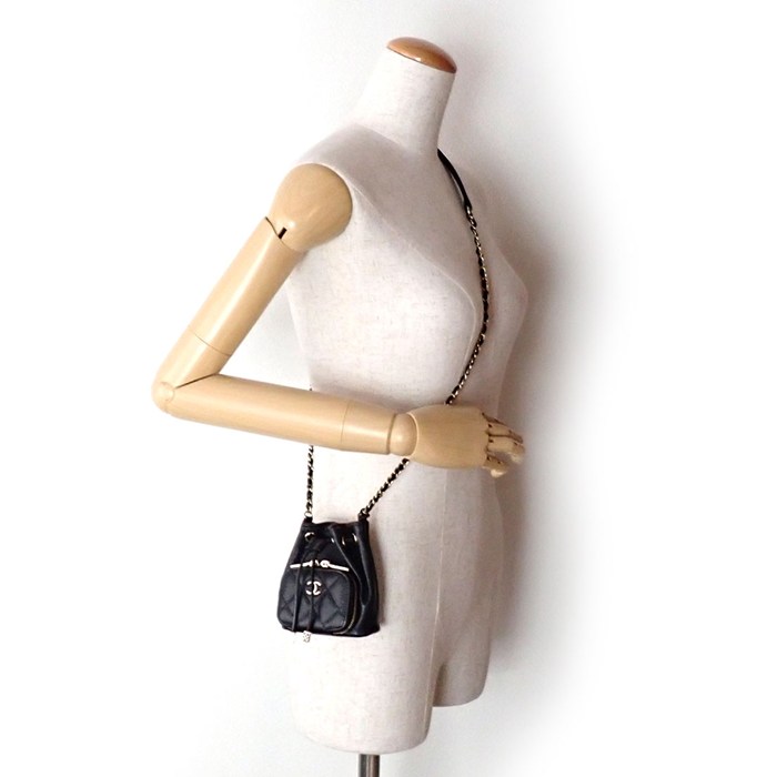 シャネル CHANEL ショルダーバッグ マトラッセ バケットバッグ ミニ AP2913 ブラック ボルドー グレインド カーフスキン ゴールド金具 【中古】