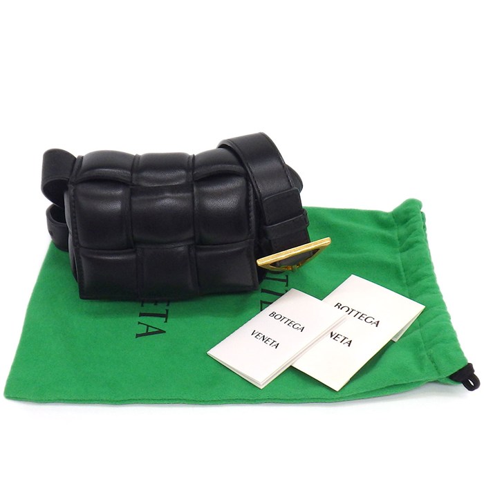 ボッテガ・ヴェネタ BOTTEGA VENETA ショルダーバッグ キャンディ パデッド カセット 716648 ブラック ラムスキン ゴールド金具 【中古】