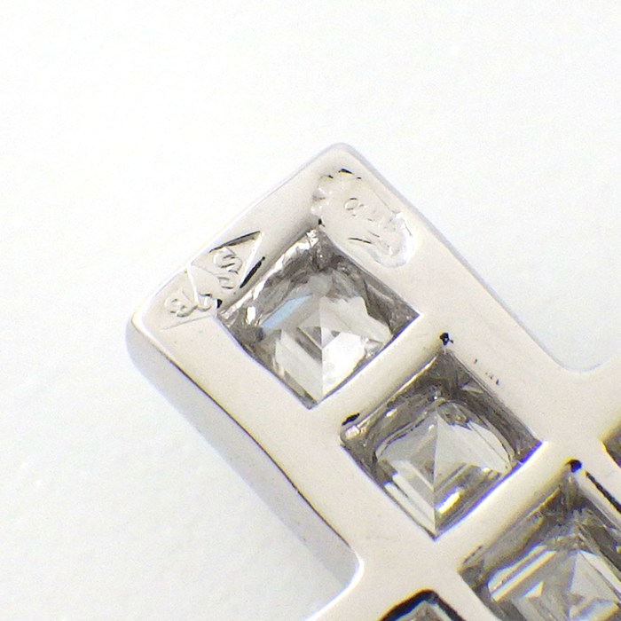 カルティエ Cartier チャーム ペンダントトップ クロス パヴェ スクエアカット ダイヤモンド K18WG 【中古】