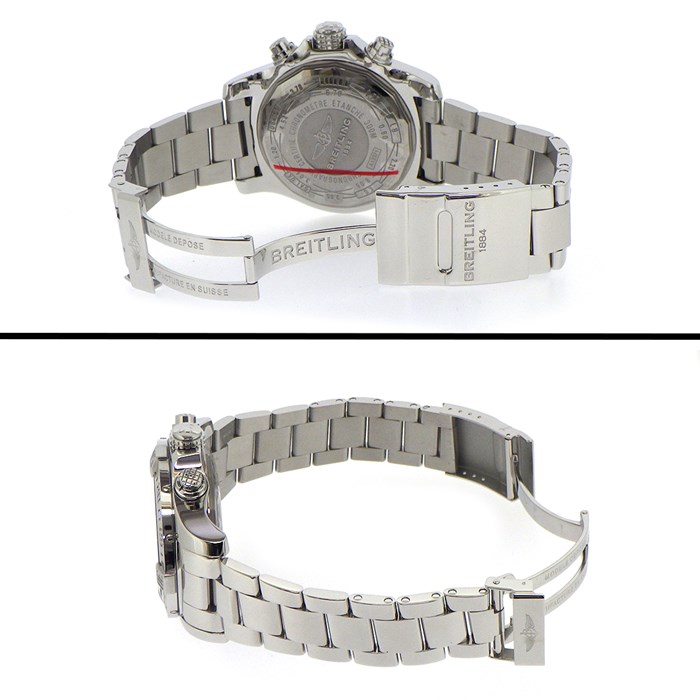 ブライトリング Breitling 腕時計 スーパーアベンジャー2 A1337111/BC28 カレンダー クロノグラフ スモールセコンド 夜光針 ブラック 文字盤 SS 自動巻き 【箱・保付き】 【中古】