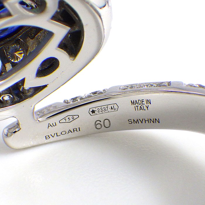 ブルガリ BVLGARI リング セルペンティ 355348 スネークモチーフ 1ポイント ペアシェイプ サファイア 0.58ct 2ポイント ペアシェイプ エメラルド 0.09ct パヴェ ダイヤモンド 1.39ct K18WG 19.5号 / #60 【中古】