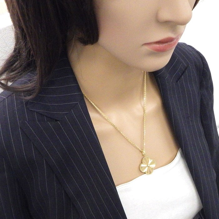 ヴァンクリーフ＆アーペル Van Cleef & Arpels ロングネックレス マジック アルハンブラ 1モチーフ VCARP4KO00 ギョーシェ K18YG 【箱・保付き】 【中古】