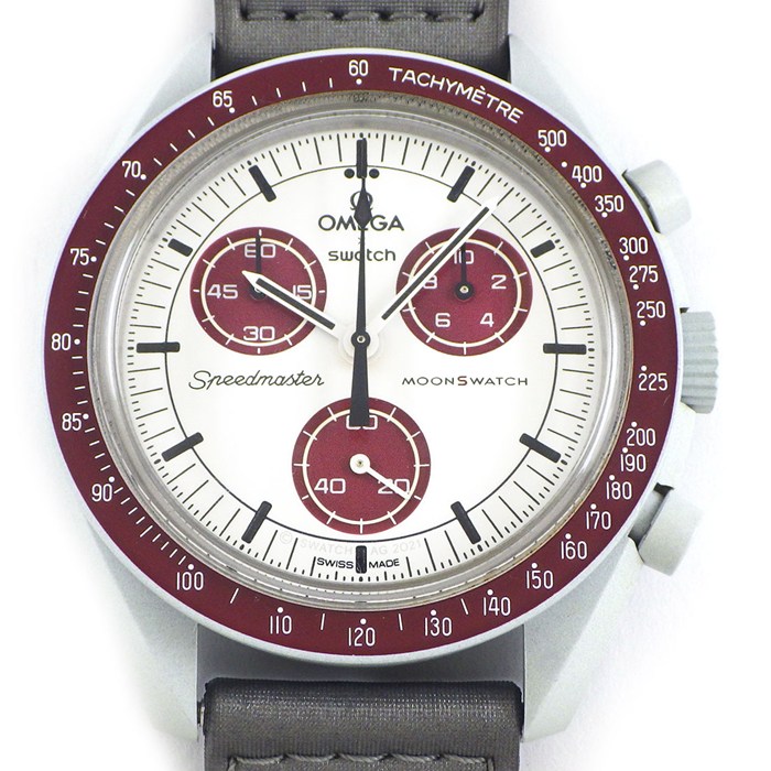 スウォッチ×オメガ Swatch×OMEGA 腕時計 スピードマスター ミッショントゥプルート SO33M101 バーガンディ/ホワイト文字盤 バイオセラミック ナイロンベルト クオーツアナログ 【箱・保付き】 【中古】