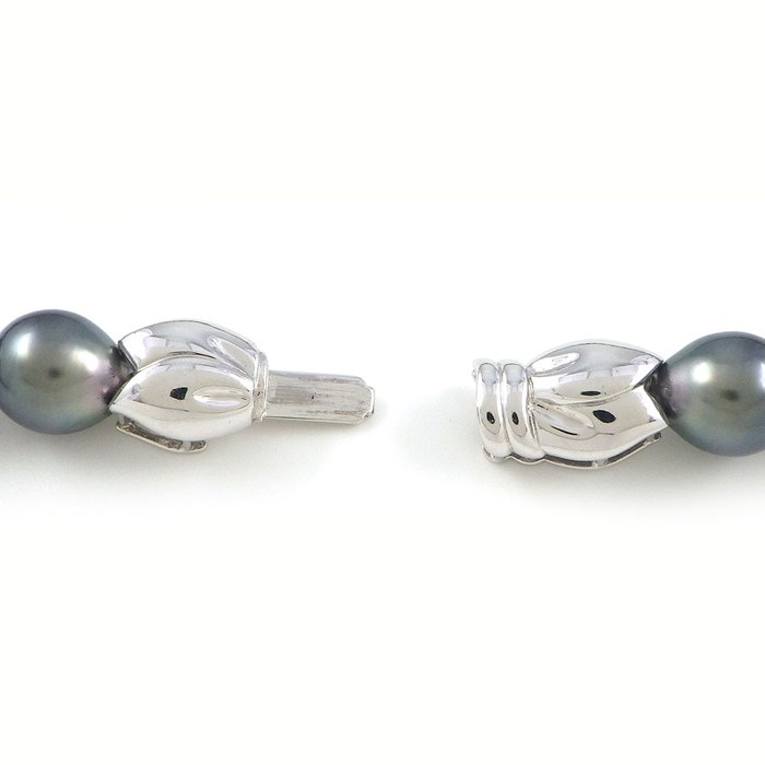 ミキモト MIKIMOTO ネックレス Mチャーム バロックパール 黒蝶 南洋真珠 8.0-11.0mm珠 K18WG 【中古】